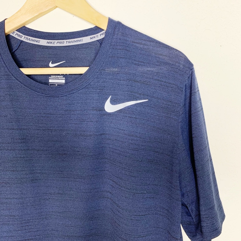 Men’s Nike Pro Training Heathered Navy Shirt Men’s Large